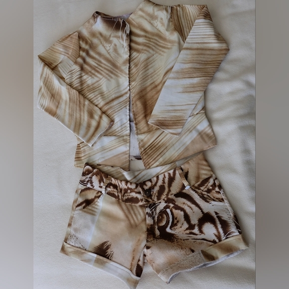 Custom Made Coord Sets with Tiger Design - Picture 2 of 5